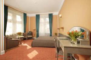 Hotel Paris 1