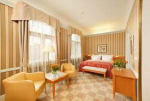 Hotel Paris 2