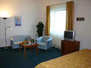 Ramada Airport Hotel 1