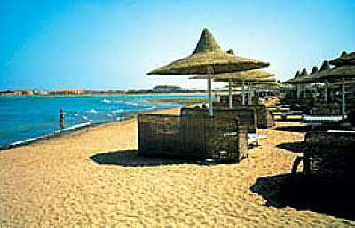 Aladdin Beach Resort Hurghada - Beach 