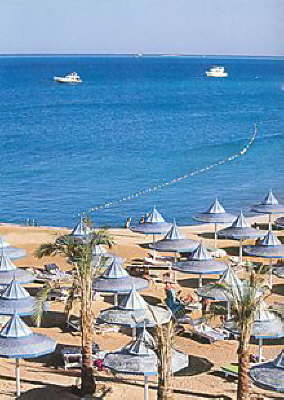 Grand Hotel Hurghada-View of the hotel beach