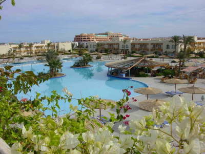 The Desert Rose Resort Hurghada-pool view2
