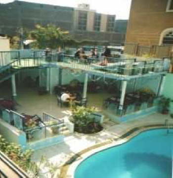 Golden Palace Hotel - Pool view