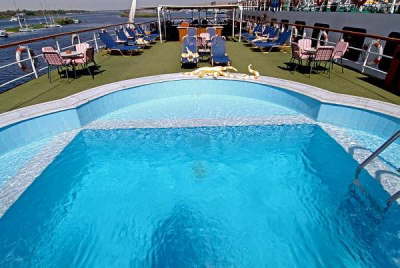 Nile Empress Cruise - pool&sundeck