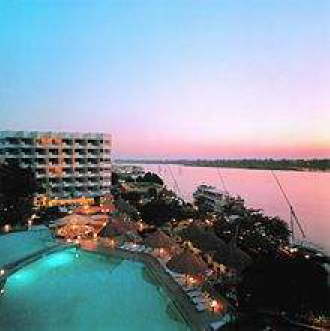 Pyramisa Isis Luxor Hotel - poolview