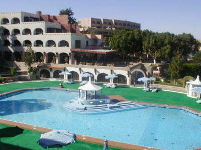 Basma Hotel Aswan - pool terrace