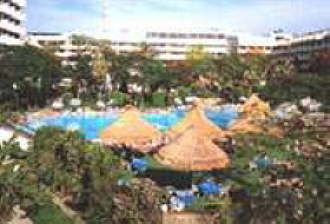 Pyramisa Isis Luxor Hotel - pool2
