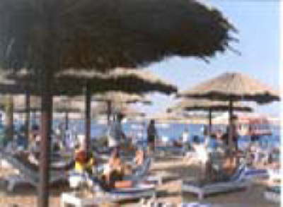 Cataract Resort Layalina-Beach