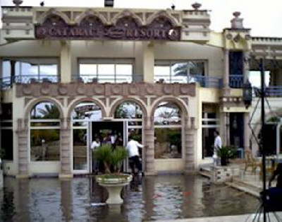 Cataract Resort Layalina-receptiondoor
