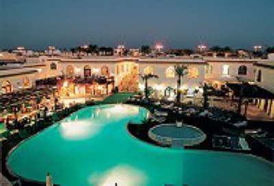Cleopatra Tsokkos Resort-night