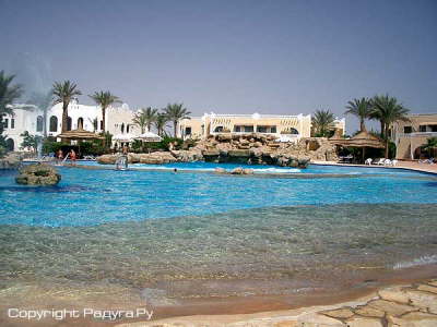 Club El Faraana Reef-swimmingpool2
