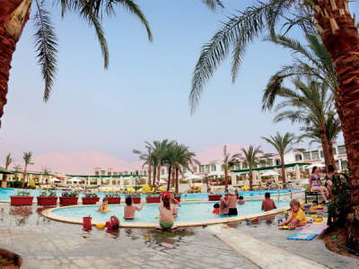 Coral Beach Tiran Sharm-pool2