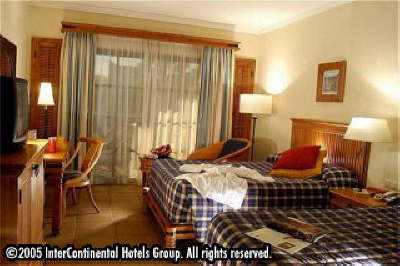 Crowne Plaza Resort-ROOM1