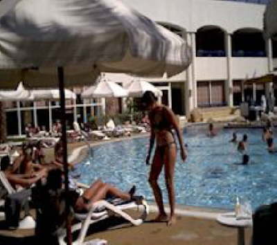 Nama Bay hotel-Pool1
