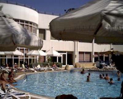 Nama Bay hotel-Pool