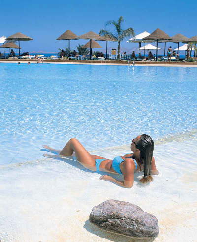 Pyramisa Sharm Resort-Beach02