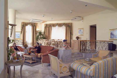 Pyramisa Sharm Resort-inside-room-01