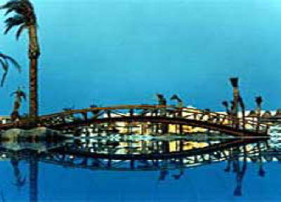 Radisson Sas Golden Sharm-Beautiful Bridge at sunset