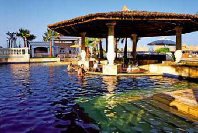 Sheraton Sharm Hotel-poolbar