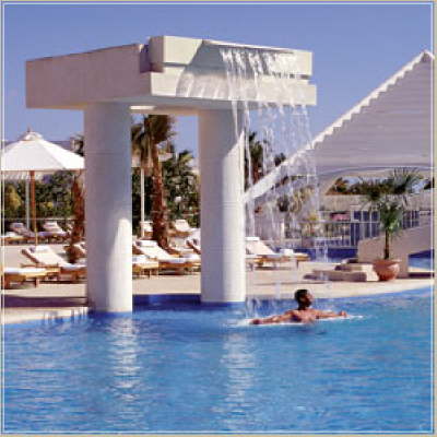 The Ritz Carlton Sharm-pyramidpool2