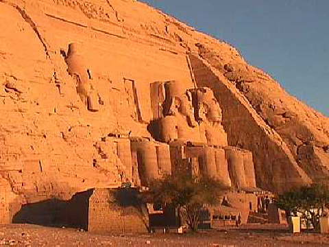 Abu Simbel Temple4
