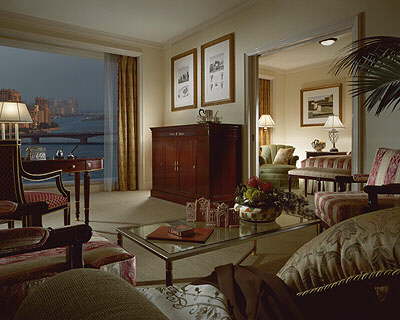 CAF_017_320x400_web-large