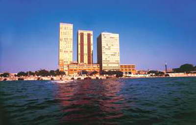 CAIWTHI_Hilton_World_Trade_Center_Cairo_Residence_home_right