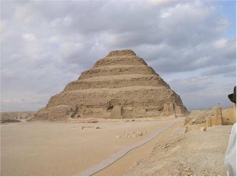 saqqara pyramid03