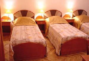 Baross Hotel 5