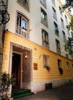 Radio Inn Apartment Hotel