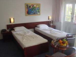 Hotel Lunay