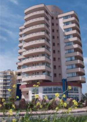 Riviera Suite Hotel
