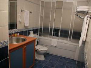 Riviera Suite Hotel