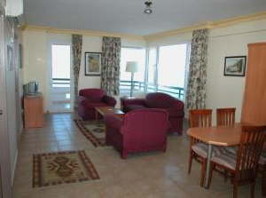 Riviera Suite Hotel