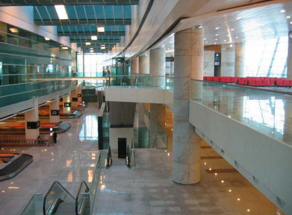 800px-Esenboga_Airport_in_Ankara