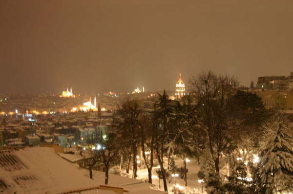 800px-Istanbul_view