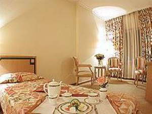 Seres Hotel